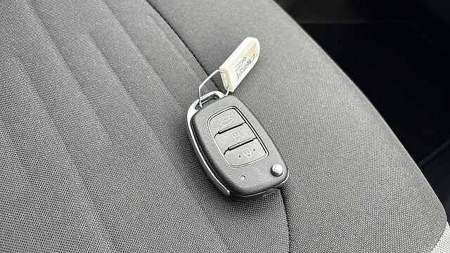 Hyundai I10 1.0 [63] Advance 5dr Auto [Nav] Petrol Hatchback Blue