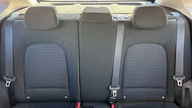 Hyundai KONA 1.0 TGDi 48V MHEV SE Connect 5dr Petrol Hatchback Red