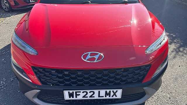 Hyundai KONA 1.0 TGDi 48V MHEV SE Connect 5dr Petrol Hatchback Red