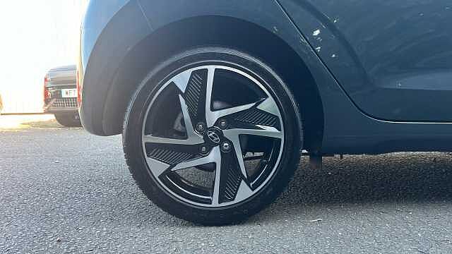 Hyundai i10 1.0 [63] Premium 5dr Auto [Nav] Petrol Hatchback