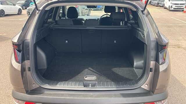 Hyundai TUCSON 1.6 TGDi 48V MHD SE Connect 5dr 2WD DCT Petrol Estate
