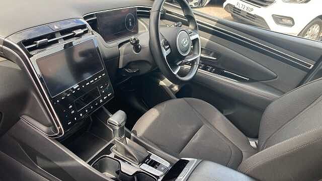 Hyundai TUCSON 1.6 TGDi 48V MHD SE Connect 5dr 2WD DCT Petrol Estate