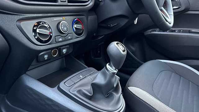 Hyundai i10 1.0 [63] Advance 5dr [Nav] Petrol Hatchback