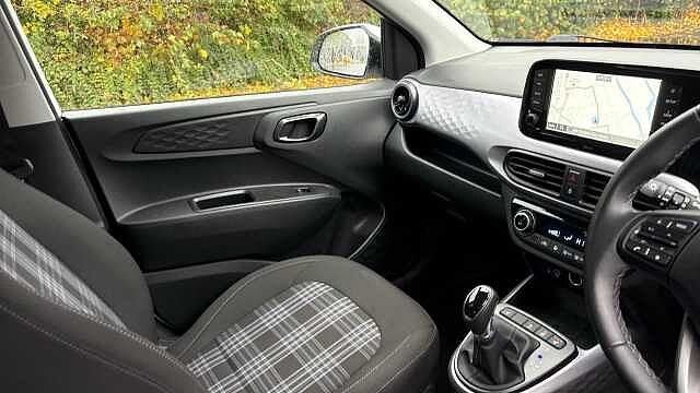 Hyundai i10 1.0 [63] Premium 5dr Auto [Nav] Petrol Hatchback
