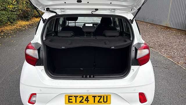 Hyundai i10 1.0 [63] Premium 5dr Auto [Nav] Petrol Hatchback