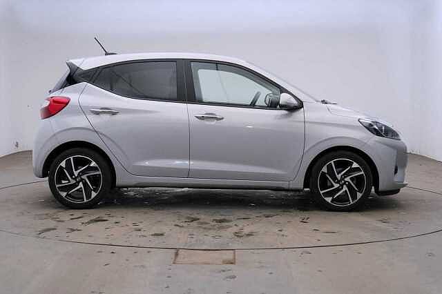 Hyundai TUCSON 1.6T 48V MHD Ultimate 5dr DCT Petrol Estate Silver