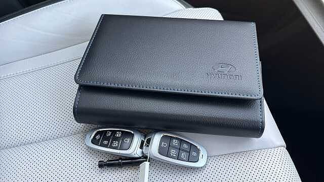 Hyundai SANTA FE 1.6 TGDi Plug-in Hybrid Ultimate 5dr 4WD Auto Estate