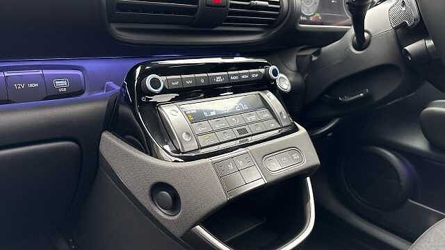 Hyundai INSTER 85kW 02 49kWh 5dr Auto Electric Hatchback