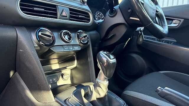 Hyundai KONA 1.0T GDi Blue Drive SE 5dr Petrol Hatchback