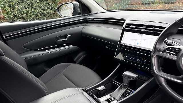 Hyundai TUCSON 1.6 TGDi 48V MHD Premium 5dr 2WD DCT Petrol Estate Red