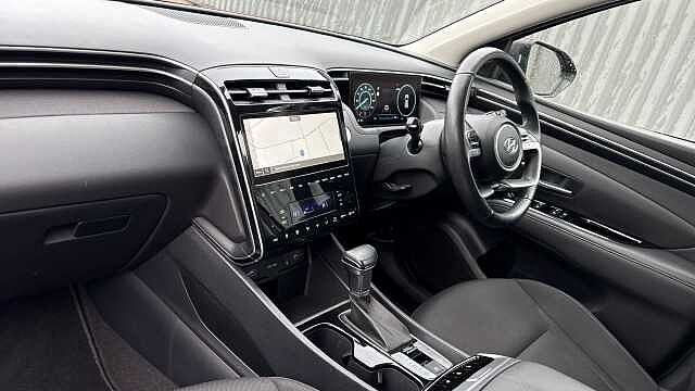 Hyundai TUCSON 1.6 TGDi 48V MHD Premium 5dr 2WD DCT Petrol Estate Red