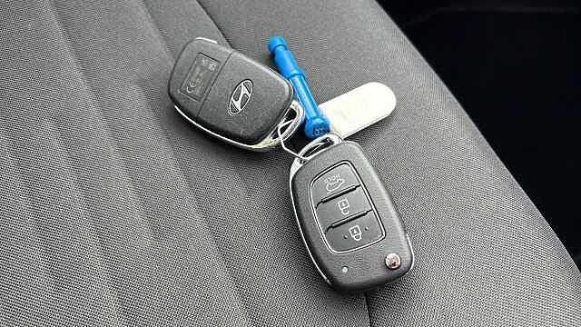 Hyundai I10 1.0 [63] Advance 5dr Auto [Nav] Petrol Hatchback Grey