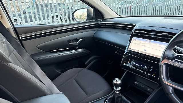 Hyundai TUCSON 1.6 TGDi 48V MHD SE Connect 5dr 2WD DCT Petrol Estate Grey