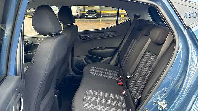 Hyundai i10 1.2 [79] Premium 5dr Auto [Nav] Petrol Hatchback