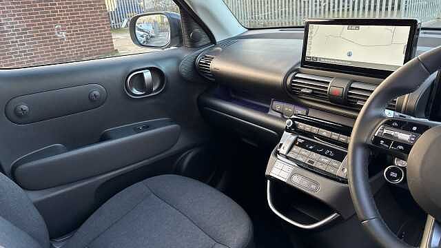 Hyundai INSTER 85kW 02 49kWh 5dr Auto Electric Hatchback