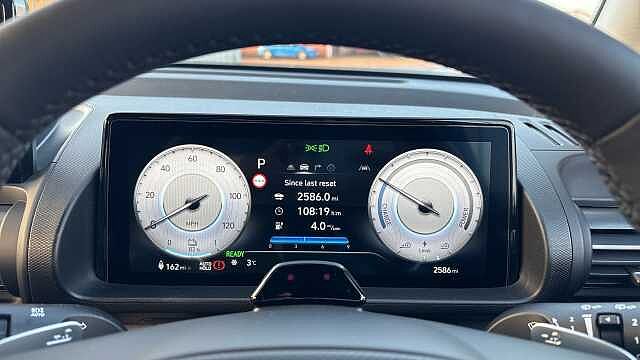 Hyundai INSTER 85kW 02 49kWh 5dr Auto Electric Hatchback