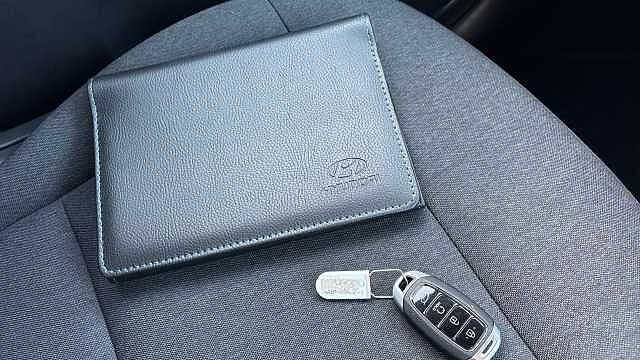 Hyundai INSTER 85kW 02 49kWh 5dr Auto Electric Hatchback