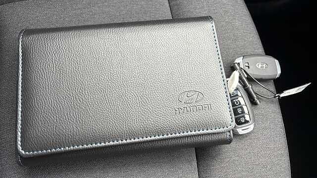 Hyundai INSTER 85kW 02 49kWh 5dr Auto Electric Hatchback