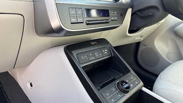 Hyundai KONA 1.0T Ultimate 5dr DCT Petrol Hatchback White