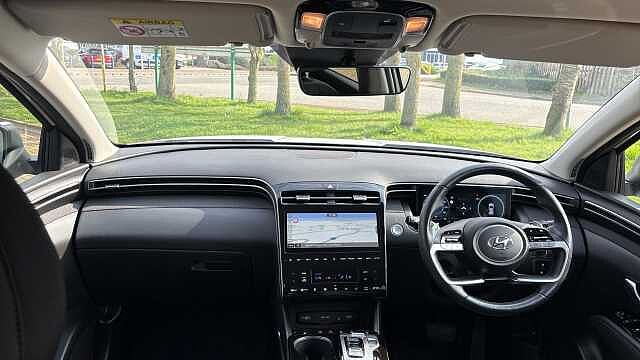 Hyundai TUCSON 1.6 TGDi Plug-in Hybrid Premium 5dr 4WD Auto Estate White