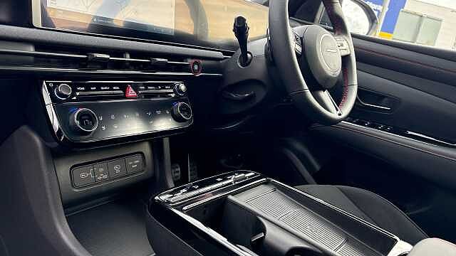 Hyundai TUCSON 1.6T 239 Hybrid N Line S 5dr Auto Hybrid Estate Black