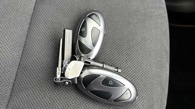 Hyundai TUCSON 1.6T 239 Hybrid N Line S 5dr Auto Hybrid Estate Black