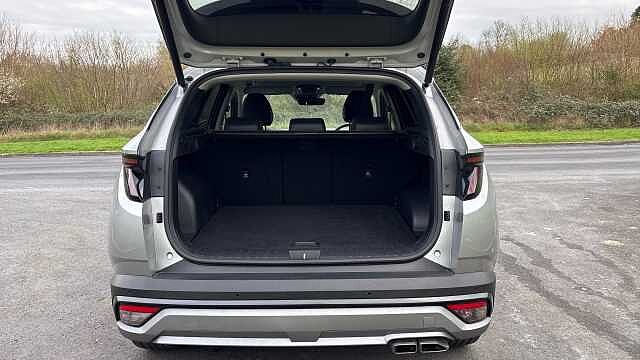 Hyundai TUCSON 1.6T Hybrid Premium 5dr Auto Hybrid Estate