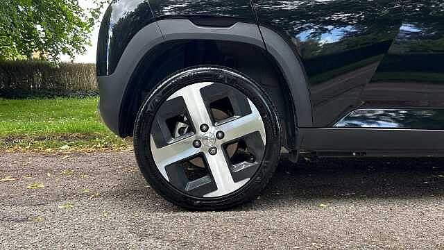 Hyundai INSTER 85kW 02 49kWh 5dr Auto Electric Hatchback Pearl - Abyss Black