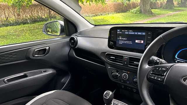 Hyundai i10 1.0 Advance 5dr Petrol Hatchback