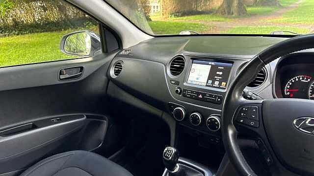 Hyundai i10 1.0 Play 5dr Petrol Hatchback