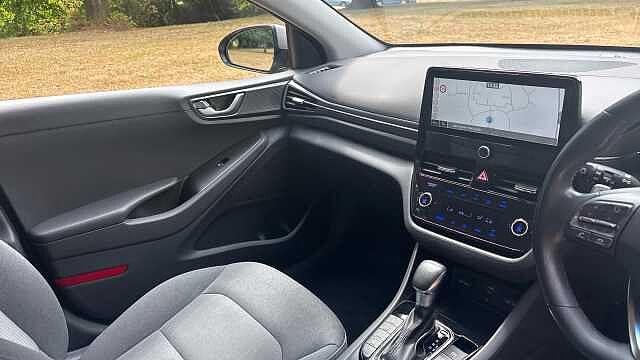 Hyundai IONIQ 1.6 GDi Hybrid Premium 5dr DCT Hybrid Hatchback
