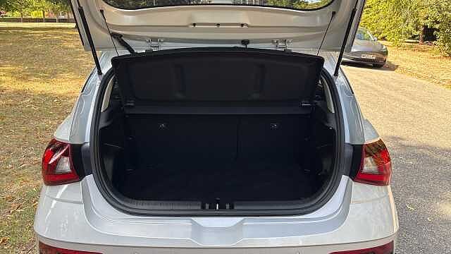 Hyundai i20 1.0T GDi 90 Tech Line 5dr Petrol Hatchback