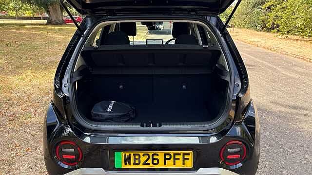 Hyundai INSTER 85kW 01 49kWh 5dr Auto Electric Hatchback