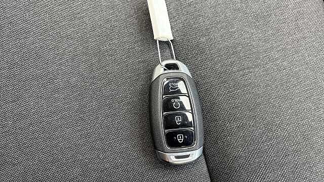 Hyundai INSTER 85kW 02 49kWh 5dr Auto Electric Hatchback