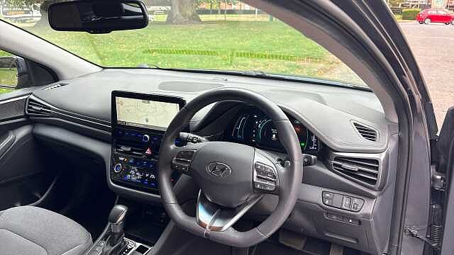Hyundai IONIQ 1.6 GDi Hybrid 1st Edition 5dr DCT Hybrid Hatchback