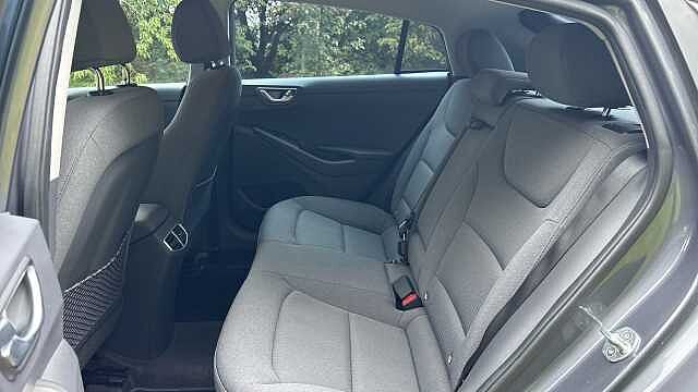 Hyundai IONIQ 1.6 GDi Hybrid 1st Edition 5dr DCT Hybrid Hatchback
