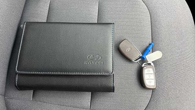 Hyundai IONIQ 1.6 GDi Hybrid 1st Edition 5dr DCT Hybrid Hatchback