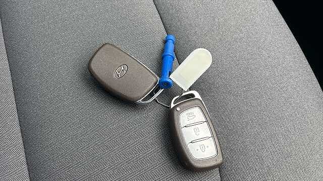 Hyundai IONIQ 1.6 GDi Hybrid 1st Edition 5dr DCT Hybrid Hatchback