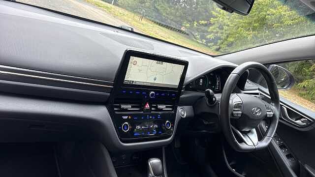 Hyundai IONIQ 1.6 GDi Hybrid 1st Edition 5dr DCT Hybrid Hatchback