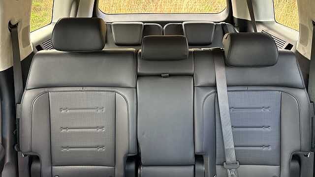 Hyundai SANTA FE 1.6 TGDi Plug-in Hybrid Ultimate 5dr 4WD Auto Estate