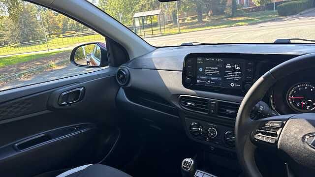 Hyundai i10 1.2 MPi SE Connect 5dr Petrol Hatchback